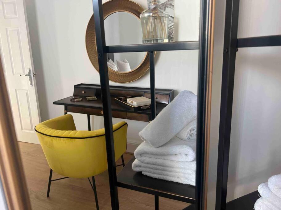 Anfield Home Sleeps 5 Close To Lfc Free Parking Liverpool Bagian luar foto