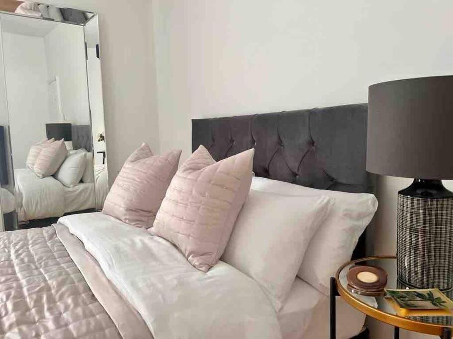 Anfield Home Sleeps 5 Close To Lfc Free Parking Liverpool Bagian luar foto